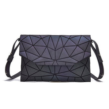 Load image into Gallery viewer, ReflectiSee Luminous Handbag